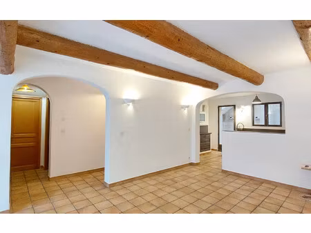 location maison  m² t-5 à villeneuve  1 440 €