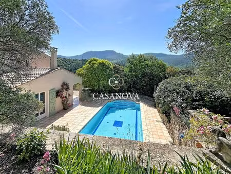 vues panoramiques - villa sur 2000 m² de terrain avec piscine - belles pièces à vivre  4..