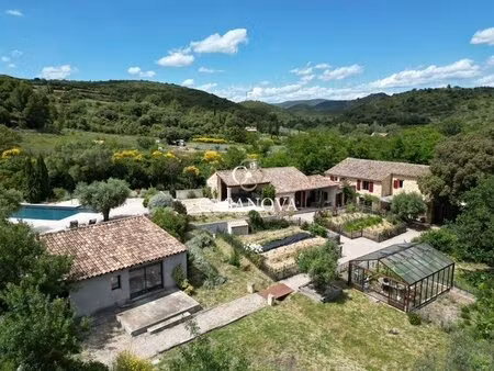 secteur pezenas: autentique mas cevenol de 260 m² habitables sur 8000 m² de terrain avec..