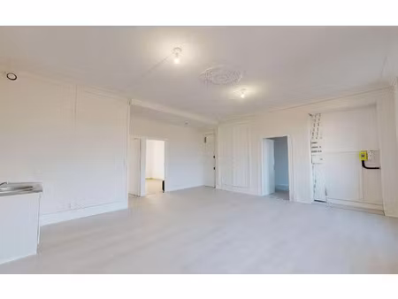 location appartement  m² t-4 à livron-sur-drôme  650 €