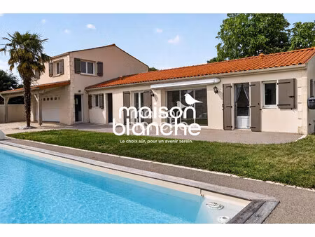 très belle maison à 10mns de surgères