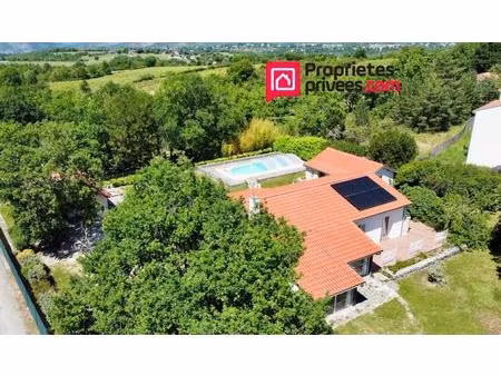 maison plain-pied avec piscine  dépendance et double garage à proximité directe de cahors