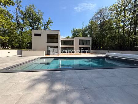 villa lamorlaye 8 pièces - 360m²