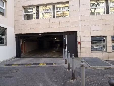 parking/box