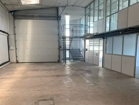 location local d’activités saint fons 69190 140m² à 930m²