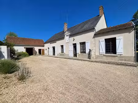 longère de caractère avec dépendances et fort potentiel à chouzy-sur-cisse