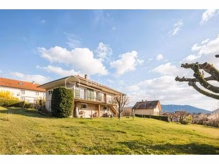 maison avec 1487m2 de terrain constructible