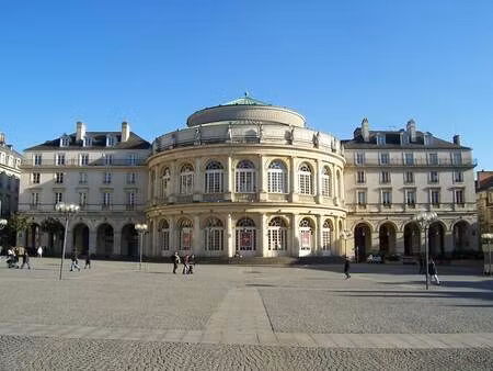 location commerce rennes 35000 54m²