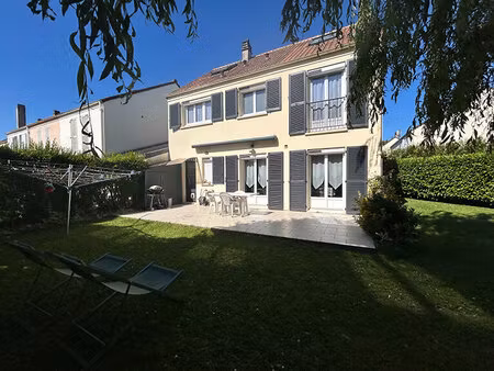maison 8 pièces 111 m² à vendre / acheter élancourt 78990 ? | era immobilier