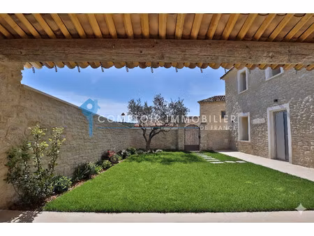 maison 5pièce(s) 4chambre(s) 143 m² gordes (84220)
