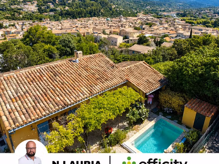 maison 5 pièces - 147 m²