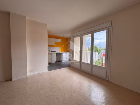 appartement t1 bis 32m² avec parking - dunois orleans