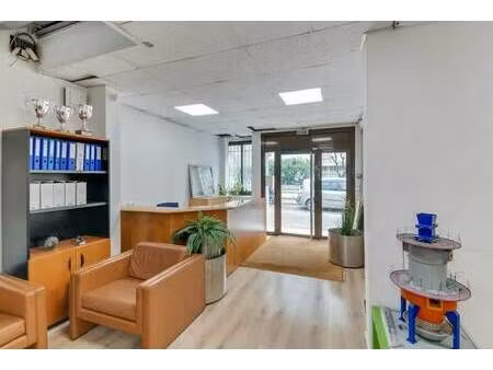vente bureaux 717 m²
