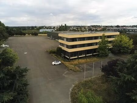 vente local d’activités rambouillet 78120 3705m²