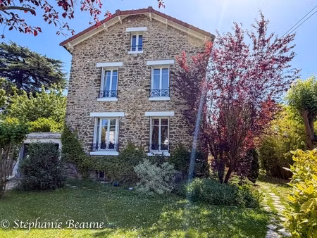 villa meulière eaubonne quartier alliance  4 chambres  sous-sol