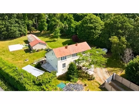 maison rénovée 157 m² – 4 chambres + bureau – dépendances – 3473 m² de terrain – villaines