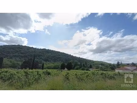 terrain à bâtir de 1600 m2 avec vue