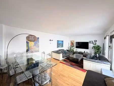 bien d’exception en duplex au cœur d’une ville prisée
