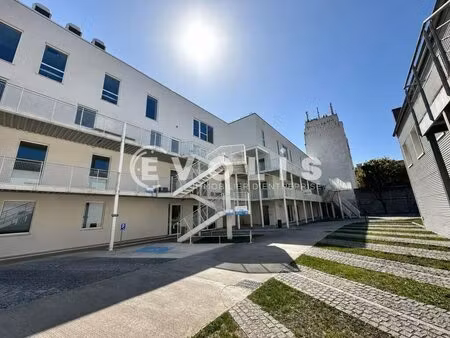 location bureaux 264 m² à 546 m²