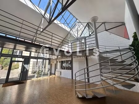 location bureaux 445 m²