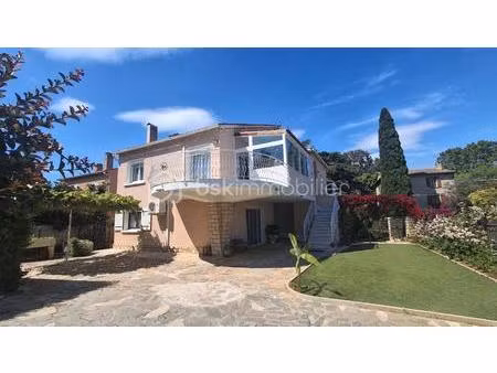 exclusivité – la marquise : propriété familiale avec terrain de 680 m²”