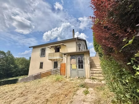 maison de 80 m²  terrain clos de 670 m²  terrasse de 35 m²  4 chambres dont 1 suite parent