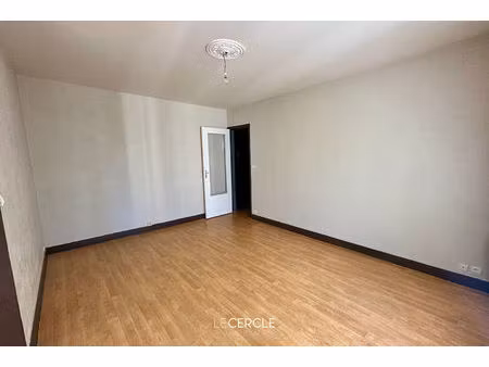 appartement senlis 2 pièces 60 m2 870€ cc (eau chaude + chauffage)
