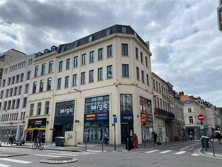 location bureau lille 415 m²
