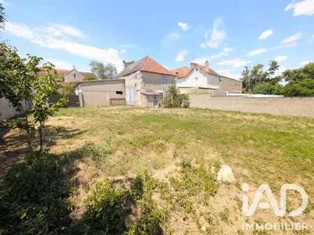 vente ferme 2 pièces 121 m² à chapelle-viviers (86300)  43 000 €