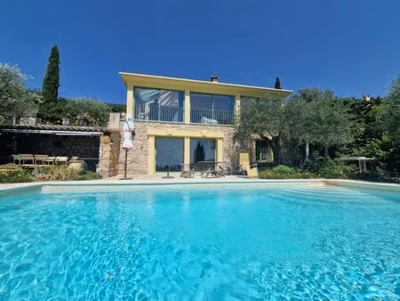 villa avec piscine  vue sur collines  mer et lac + maison d'amis