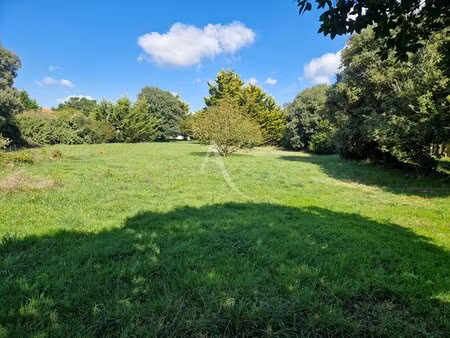 en vente terrain non constructible 597 m² – 188 000 € |brem-sur-mer