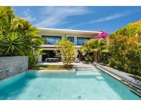 maison de ville neuve avec piscine et jardin - cannes