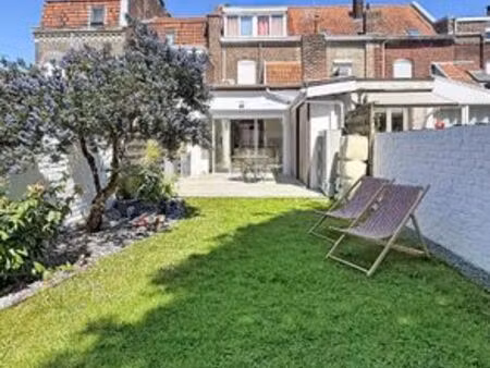maison de 3 chambres de luxe en vente à la madeleine  hauts-de-france