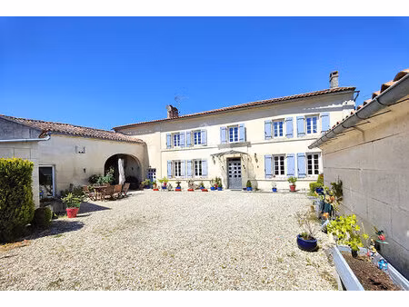 maison 6 pièces 162 m² à vendre / acheter saint-même-les-carrières 16720 ? | era immobilie