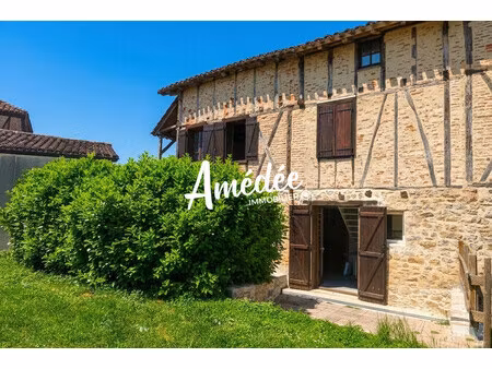 maison comprenant deux logements