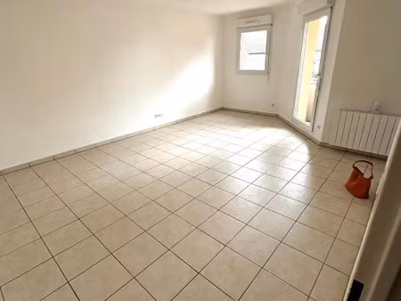 appartement à louer 2 pièces 47.9 m² - albert (80) - 565€