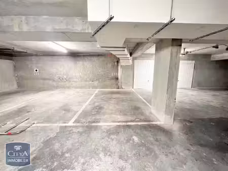 parking à louer - marseille 12e arrondissement (13012) - 60€