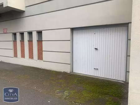 parking à louer - clermont-ferrand (63) - 93€