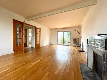maison t6 - rue de lorient - 127 m²