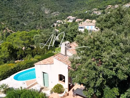 villa - 5 chambres avec piscine et jardin au rayol canadel