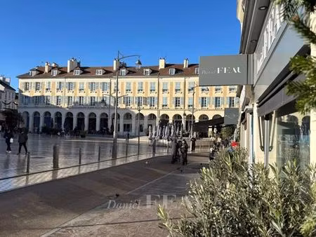 maison de 4 pièces de luxe en vente à saint-germain-en-laye  france