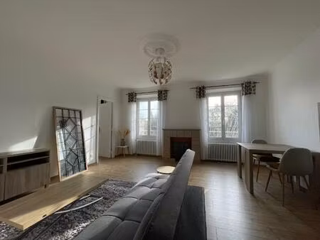 location appartement 3 pièces 75m² aubenas 07200