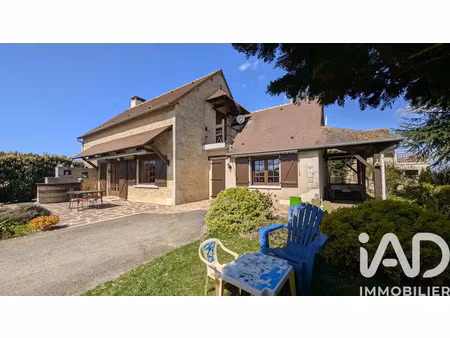 maison à commerveil (72600)