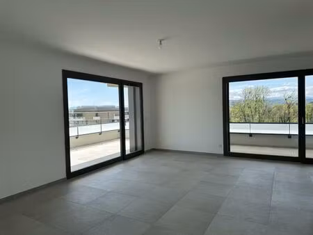 location appartement 4 pièces 92m² annecy 74370