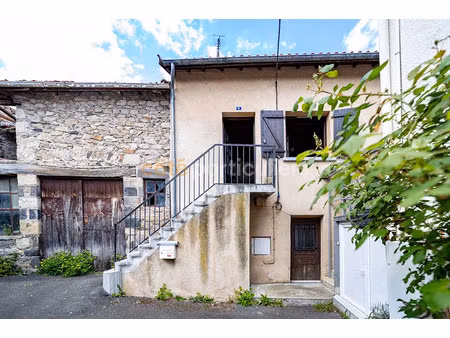vente maison 4 pièces 90 m² à ceyrat (63122)  169 600 €