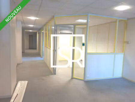 location local professionnel 328m² clermont ferrand 63000