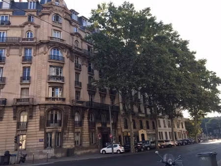 location local commercial lyon 6ème