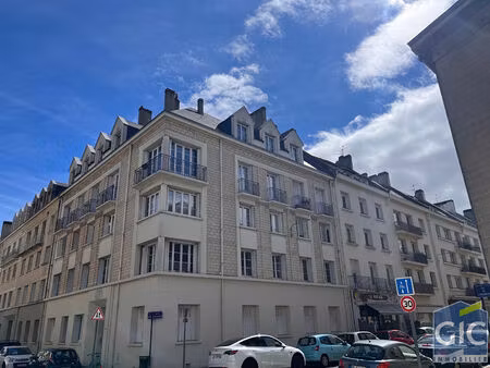 a louer f2 meuble port de plaisance