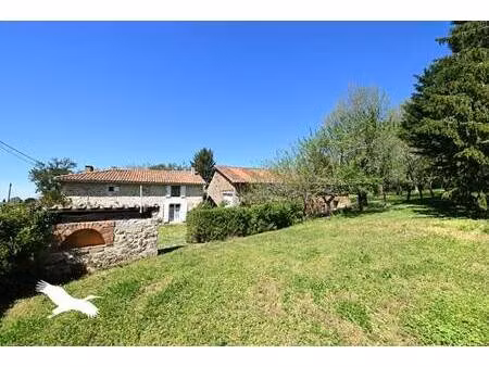 vente maison 5 pièces 107 m² marillac-le-franc (16110)