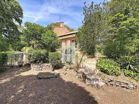 maison de luxe à vendre à saint-raphaël : 1 040 000 € | 196m²